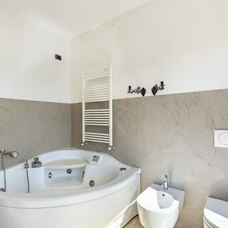 Casa Nuvole - Lago Maggiore Apartment Premeno